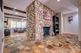 18 Shipmaster Ct, Lake Wylie, SC 29710 - Photo 4