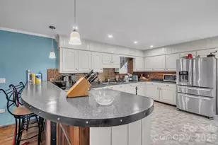 412 Smith Rd, Landrum, SC 29356 - Photo 10