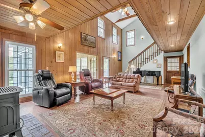 412 Smith Road, Landrum, SC 29356 - Photo 6