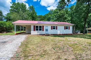 5424 Glenview Dr, Hickory, NC 28602 - Photo 2