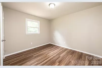 5424 Glenview Drive, Hickory, NC 28602 - Photo 26