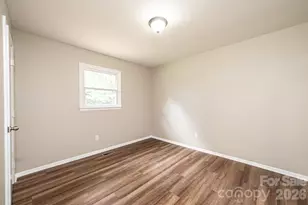 5424 Glenview Dr, Hickory, NC 28602 - Photo 26