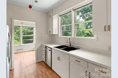 5 Normandy Road, Asheville, NC 28803 - Photo 16