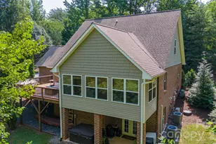 1518 Southpointe Dr, Morganton, NC 28655 - Photo 6