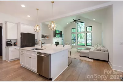 2629 Elon Street, Charlotte, NC 28208 - Photo 2