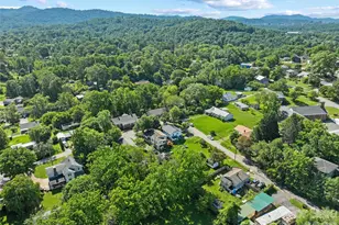 2 Pelzer St, Asheville, NC 28804 - Photo 36