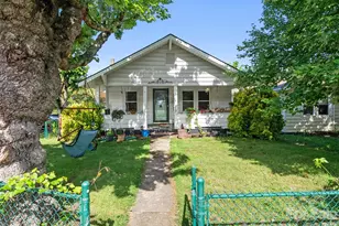 2 Pelzer St, Asheville, NC 28804 - Photo 2