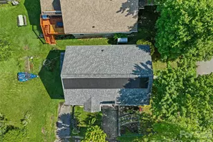 2 Pelzer St, Asheville, NC 28804 - Photo 32