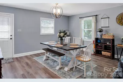 421 Catawba Circle N, Matthews, NC 28104 - Photo 8