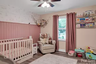 421 Catawba Cir N, Matthews, NC 28104 - Photo 14