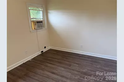 1520 Effingham Road, Charlotte, NC 28208 - Photo 4