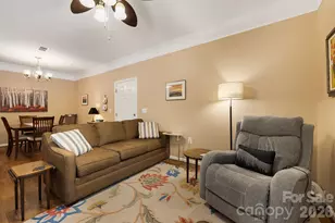 111 Appeldoorn Cir, Asheville, NC 28803 - Photo 4