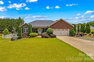 101 Ruby Ln, Maiden, NC 28650 - Photo 2
