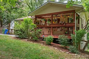 22 Wilson Creek Dr, Asheville, NC 28803 - Photo 2