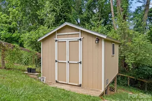 22 Wilson Creek Dr, Asheville, NC 28803 - Photo 28