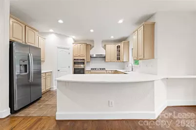 7307 Roseland Avenue, Charlotte, NC 28277 - Photo 12