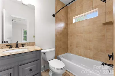 7307 Roseland Avenue, Charlotte, NC 28277 - Photo 38