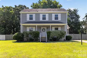 11117 Kingfisher Dr, Charlotte, NC 28226 - Photo 2
