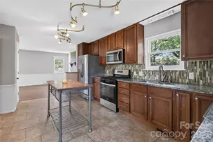 11117 Kingfisher Dr, Charlotte, NC 28226 - Photo 10