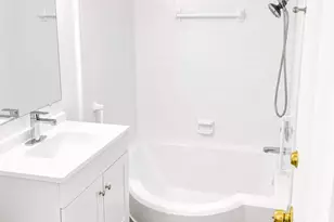 4822 Spring Lake Dr, Charlotte, NC 28212 - Photo 8