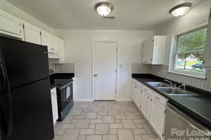 9419 Oren Thompson Rd, Charlotte, NC 28213 - Photo 12