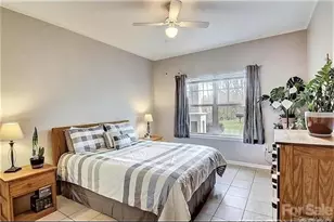 300 Vista Lake Dr, Candler, NC 28715 - Photo 18