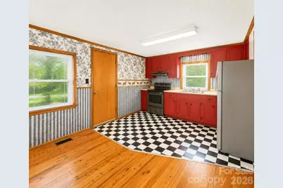 102 Aderholdt Road, Bessemer City, NC 28016 - Photo 6