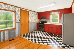 102 Aderholdt Rd, Bessemer City, NC 28016 - Photo 6