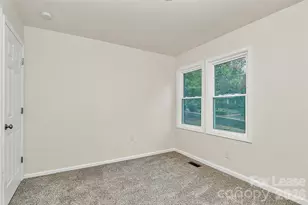 518 Echodale Dr, Charlotte, NC 28217 - Photo 12