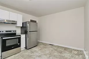 518 Echodale Dr, Charlotte, NC 28217 - Photo 6