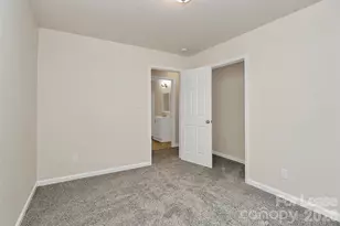 518 Echodale Dr, Charlotte, NC 28217 - Photo 8