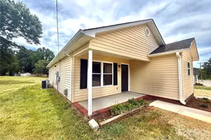 121 S Beaver St, Landis, NC 28088 - Photo 1