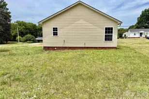 121 S Beaver St, Landis, NC 28088 - Photo 24