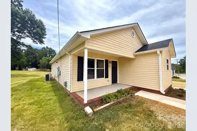 121 S Beaver Street, Landis, NC 28088 - Photo 1