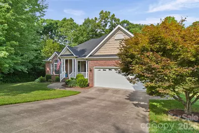 1042 Marguerite Drive, Lowell, NC 28098 - Photo 2
