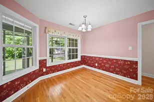 1042 Marguerite Dr, Lowell, NC 28098 - Photo 10