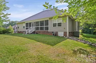 1042 Marguerite Dr, Lowell, NC 28098 - Photo 30