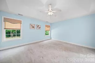 1042 Marguerite Dr, Lowell, NC 28098 - Photo 16