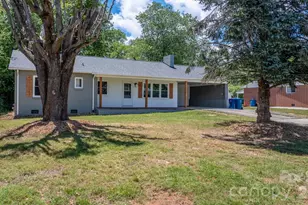 1102 Afton Dr, Cajahs Mountain, NC 28645 - Photo 2