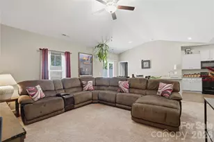 5221 Upton Pl, Charlotte, NC 28215 - Photo 16