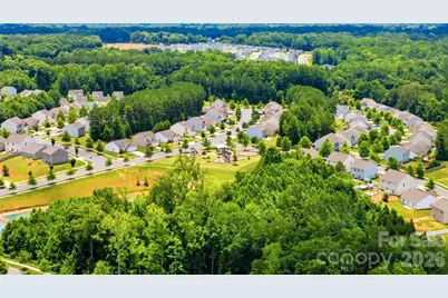 5221 Upton Place, Charlotte, NC 28215 - Photo 6