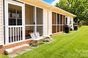 1969 Ebenezer Rd, Rock Hill, SC 29732 - Photo 2