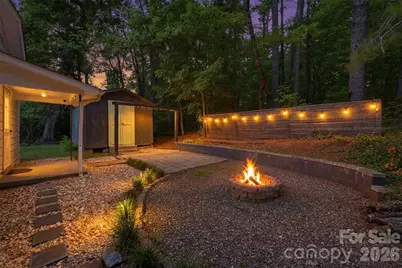 1320 Tom Fox Street, Morganton, NC 28655 - Photo 2