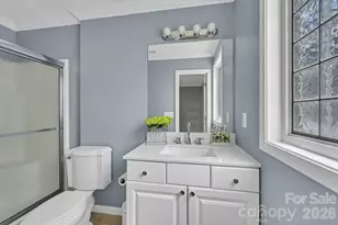 77 Carriage W Dr, Hendersonville, NC 28791 - Photo 38