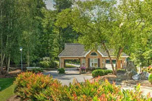 77 Carriage W Dr, Hendersonville, NC 28791 - Photo 42