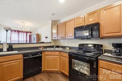 10618 Pointed Leaf Court, Charlotte, NC 28213 - Photo 6