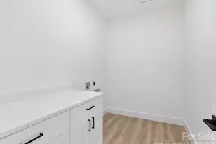 105 S Vineyard Vlg Dr, Old Fort, NC 28762 - Photo 32