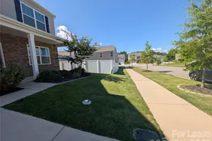 2167 Vanderlyn St, Monroe, NC 28112 - Photo 2