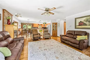 6 Kendra Rd, Hendersonville, NC 28792 - Photo 10