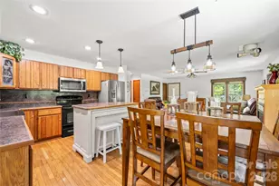 6 Kendra Rd, Hendersonville, NC 28792 - Photo 14